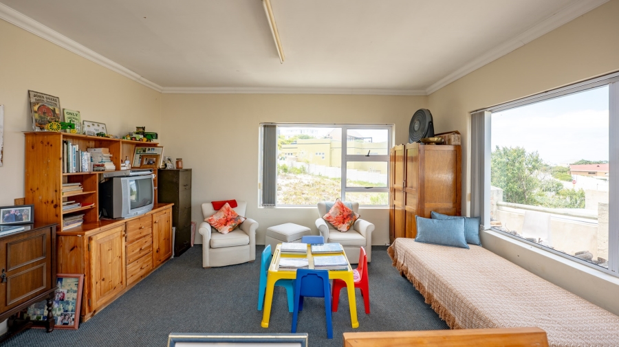 3 Bedroom Property for Sale in Struisbaai Western Cape